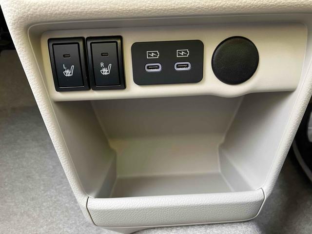 アルトラパンLC ハイブリッドX クリアランスソナー レーンアシスト 衝突被害軽減システム オートライト LEDヘッドランプ スマートキー アイドリングストップ 電動格納ミラー シートヒーター ベンチシート CVT 盗難防止システム(7枚目)