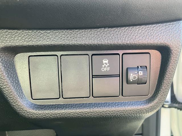 ＷＲ－Ｖ Ｘ　バックカメラ　クリアランスソナー　オートクルーズコントロール　レーンアシスト　衝突被害軽減システム　オートライト　ＬＥＤヘッドランプ　スマートキー　電動格納ミラー　ＣＶＴ　盗難防止システム　ＵＳＢ（11枚目）