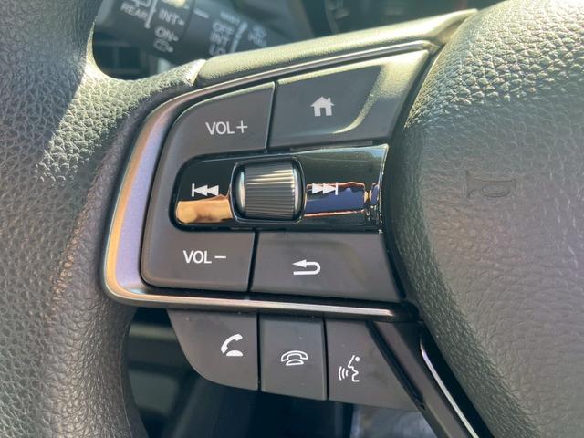 ＷＲ－Ｖ Ｘ　バックカメラ　クリアランスソナー　オートクルーズコントロール　レーンアシスト　衝突被害軽減システム　オートライト　ＬＥＤヘッドランプ　スマートキー　電動格納ミラー　ＣＶＴ　盗難防止システム　ＵＳＢ（18枚目）