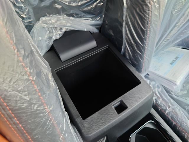 トライトン GSR 4WD AT 衝突被害軽減システム クリアランスソナー オートクルーズコントロール レーンアシスト ナビ TV 全周囲カメラ スマートキー アイドリングストップ 電動格納ミラー(36枚目)