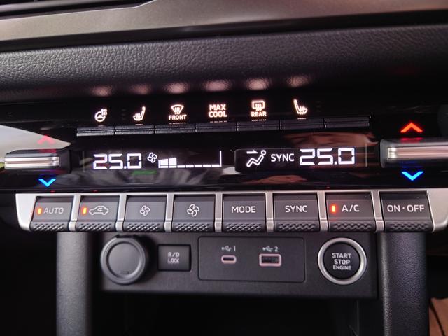 トライトン GSR 4WD AT 衝突被害軽減システム クリアランスソナー オートクルーズコントロール レーンアシスト ナビ TV 全周囲カメラ スマートキー アイドリングストップ 電動格納ミラー(41枚目)