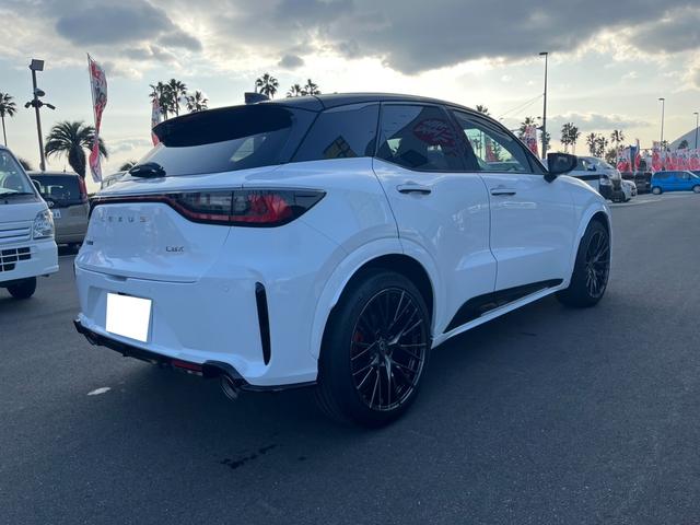 ＬＢＸ モリゾウ　ＲＲ　４ＷＤ　全周囲カメラ　クリアランスソナー　オートクルーズコントロール　レーンアシスト　パワーシート　衝突被害軽減システム　ナビ　オートマチックハイビーム　オートライト　ＬＥＤヘッドランプ（16枚目）