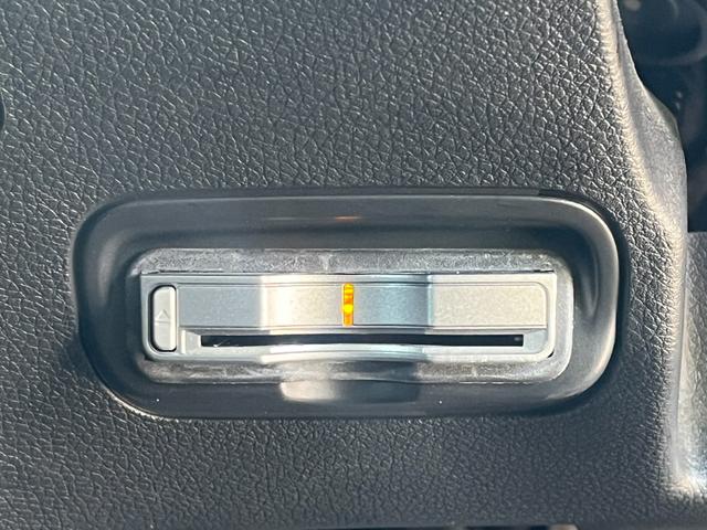 ヴェゼル ハイブリッドZ ETC バックカメラ オートクルーズコントロール 衝突被害軽減システム ナビ TV オートライト LEDヘッドランプ アルミホイール スマートキー 電動格納ミラー シートヒーター AT(6枚目)