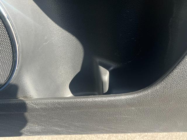 ヴェゼル ハイブリッドZ ETC バックカメラ オートクルーズコントロール 衝突被害軽減システム ナビ TV オートライト LEDヘッドランプ アルミホイール スマートキー 電動格納ミラー シートヒーター AT(35枚目)