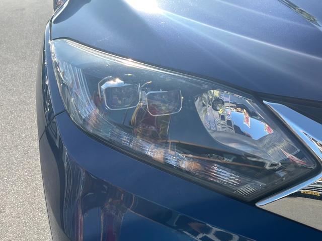 ヴェゼル ハイブリッドZ ETC バックカメラ オートクルーズコントロール 衝突被害軽減システム ナビ TV オートライト LEDヘッドランプ アルミホイール スマートキー 電動格納ミラー シートヒーター AT(48枚目)