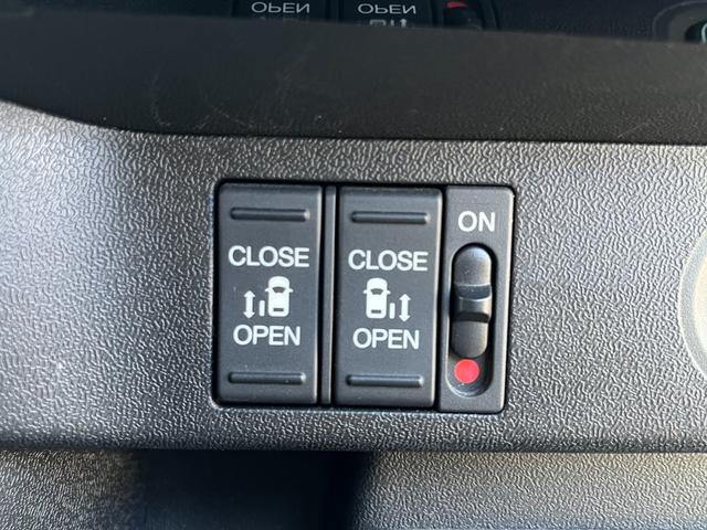 �w��ЂƂŃh�A�I�[�v���B�y�����A�N�V���������p���[�X���C�h�h�A�z���肪�ӂ������Ă��Ă��A�X�C�b�`�ЂƂŃX���C�h�h�A�����������������I�[�v�����܂��B