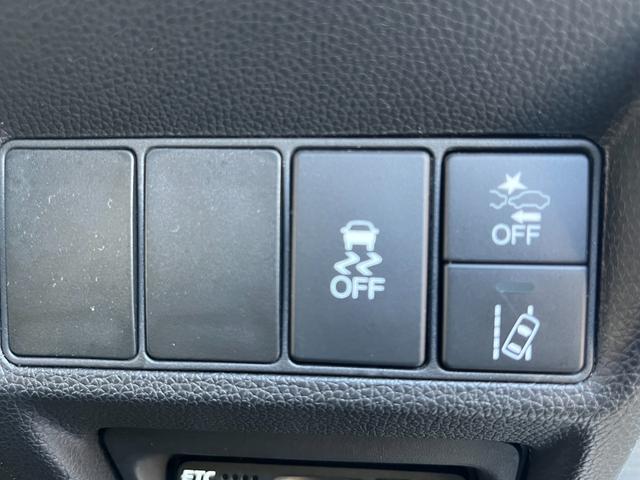 �Փ˔�Q�y���V�X�e���t���ł��I������̏ꍇ�A�Փ˂ɂ���Q���y�����Ă���܂��B