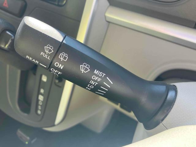 タント Ｇ　バックカメラ　両側電動スライドドア　オートライト　スマートキー　アイドリングストップ　電動格納ミラー　ベンチシート　ＣＶＴ　盗難防止システム　ＡＢＳ　アルミホイール　衝突安全ボディ　エアコン（8枚目）