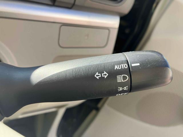 タント Ｇ　バックカメラ　両側電動スライドドア　オートライト　スマートキー　アイドリングストップ　電動格納ミラー　ベンチシート　ＣＶＴ　盗難防止システム　ＡＢＳ　アルミホイール　衝突安全ボディ　エアコン（9枚目）