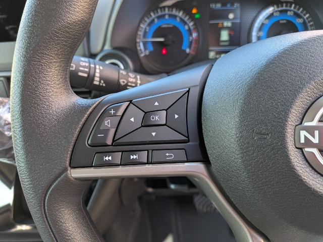 デイズ Ｘ　全周囲カメラ　クリアランスソナー　衝突被害軽減システム　オートライト　スマートキー　アイドリングストップ　電動格納ミラー　ベンチシート　ＣＶＴ　盗難防止システム　ＡＢＳ　ＥＳＣ　アルミホイール（40枚目）