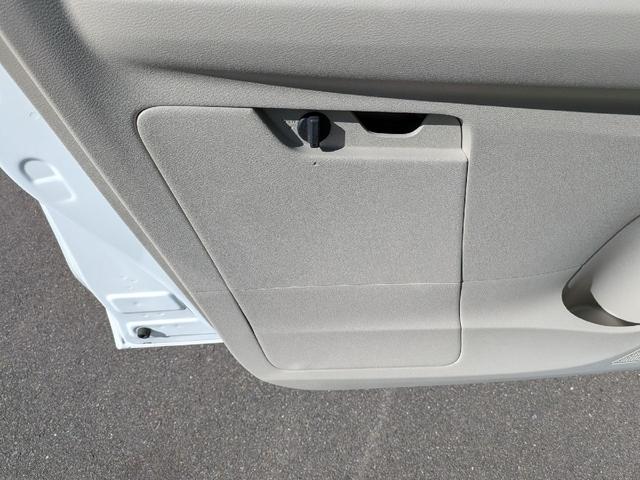 デイズ Ｘ　全周囲カメラ　クリアランスソナー　衝突被害軽減システム　オートライト　スマートキー　アイドリングストップ　電動格納ミラー　ベンチシート　ＣＶＴ　盗難防止システム　ＡＢＳ　ＥＳＣ　アルミホイール（48枚目）