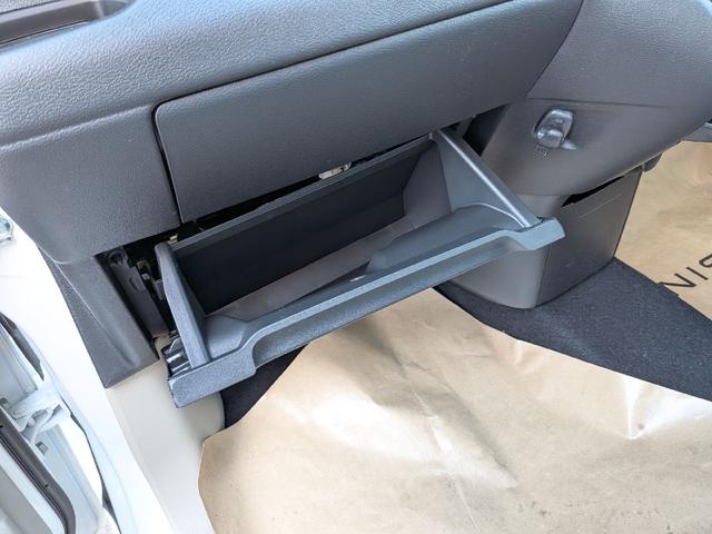 デイズ Ｘ　全周囲カメラ　クリアランスソナー　衝突被害軽減システム　オートライト　スマートキー　アイドリングストップ　電動格納ミラー　ベンチシート　ＣＶＴ　盗難防止システム　ＡＢＳ　ＥＳＣ　アルミホイール（55枚目）