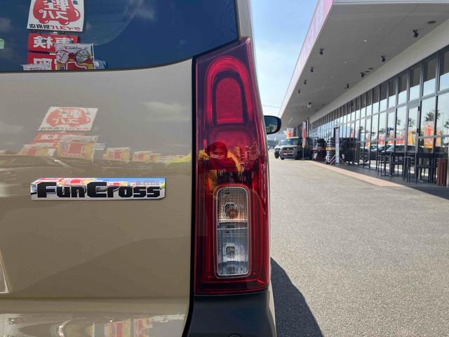 タント ファンクロスリミテッド　ＥＴＣ　バックカメラ　両側電動スライドドア　クリアランスソナー　オートクルーズコントロール　レーンアシスト　衝突被害軽減システム　オートライト　ＬＥＤヘッドランプ　ヘッドライトウォッシャー（48枚目）