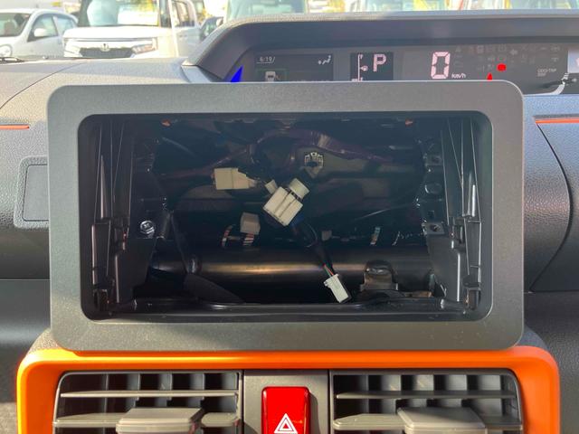 タント ファンクロスリミテッド　ＥＴＣ　バックカメラ　両側電動スライドドア　クリアランスソナー　オートクルーズコントロール　衝突被害軽減システム　オートライト　ＬＥＤヘッドランプ　ヘッドライトウォッシャー　スマートキー（5枚目）