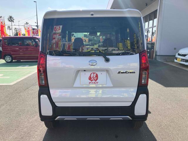 タント ファンクロスリミテッド　ＥＴＣ　バックカメラ　両側電動スライドドア　クリアランスソナー　オートクルーズコントロール　レーンアシスト　衝突被害軽減システム　ＬＥＤヘッドランプ　ヘッドライトウォッシャー　スマートキー（17枚目）