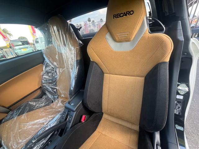 �݌Ɋm�F�ȂǂɊւ��ẮA���C�y�ɂ��₢���킹���������B