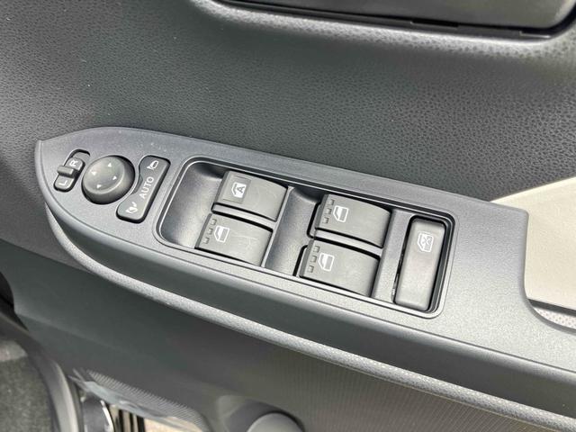 タント Ｌ　バックカメラ　両側スライドドア　クリアランスソナー　衝突被害軽減システム　オートライト　ＬＥＤヘッドランプ　スマートキー　アイドリングストップ　電動格納ミラー　ＣＶＴ　盗難防止システム　ＡＢＳ　ＥＳＣ（11枚目）