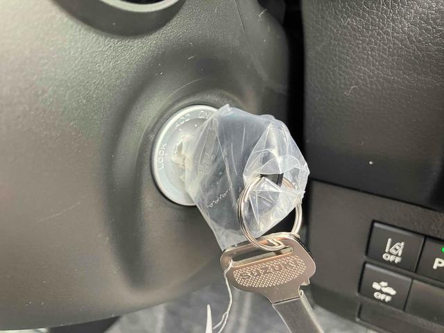 アルト L クリアランスソナー レーンアシスト 衝突被害軽減システム オートライト キーレスエントリー アイドリングストップ 電動格納ミラー シートヒーター CVT 盗難防止システム ABS ESC(8枚目)