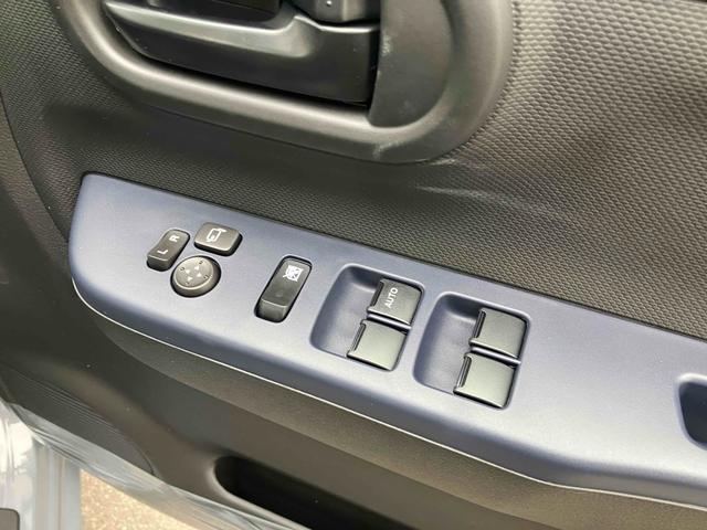 アルト L クリアランスソナー レーンアシスト 衝突被害軽減システム オートライト キーレスエントリー アイドリングストップ 電動格納ミラー シートヒーター CVT 盗難防止システム ABS ESC(11枚目)