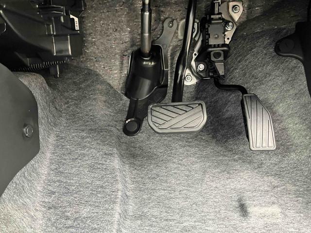 アルト L クリアランスソナー レーンアシスト 衝突被害軽減システム オートライト キーレスエントリー アイドリングストップ 電動格納ミラー シートヒーター CVT 盗難防止システム ABS ESC(50枚目)