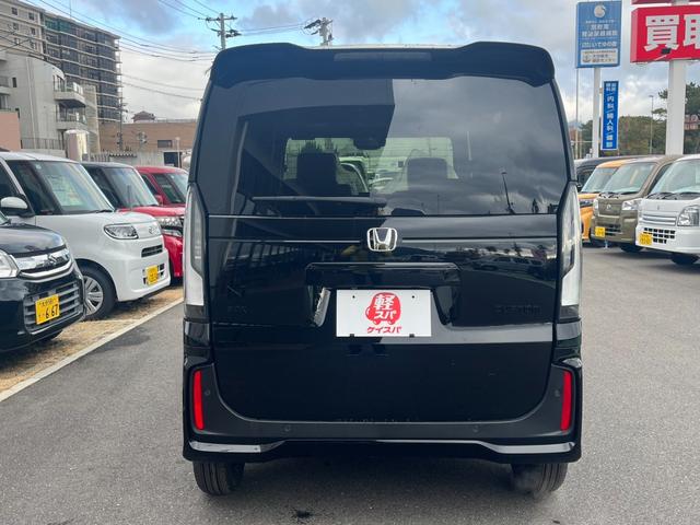 Ｎ－ＢＯＸカスタム ブラックスタイル　バックカメラ　両側電動スライドドア　クリアランスソナー　オートクルーズコントロール　衝突被害軽減システム　オートライト　ＬＥＤヘッドランプ　スマートキー　アイドリングストップ　電動格納ミラー（15枚目）