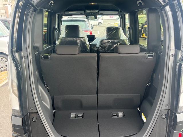 Ｎ－ＢＯＸカスタム ブラックスタイル　両側電動スライドドア　クリアランスソナー　オートクルーズコントロール　衝突被害軽減システム　オートライト　ＬＥＤヘッドランプ　スマートキー　アイドリングストップ　電動格納ミラー　シートヒーター（18枚目）