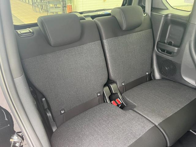 Ｎ－ＢＯＸカスタム ブラックスタイル　両側電動スライドドア　クリアランスソナー　オートクルーズコントロール　衝突被害軽減システム　オートライト　ＬＥＤヘッドランプ　スマートキー　アイドリングストップ　電動格納ミラー　シートヒーター（35枚目）