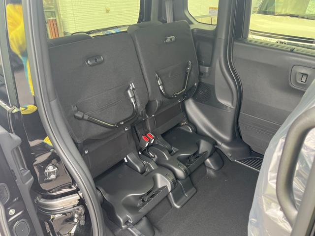 Ｎ－ＢＯＸカスタム ブラックスタイル　両側電動スライドドア　クリアランスソナー　オートクルーズコントロール　衝突被害軽減システム　オートライト　ＬＥＤヘッドランプ　スマートキー　アイドリングストップ　電動格納ミラー　シートヒーター（41枚目）