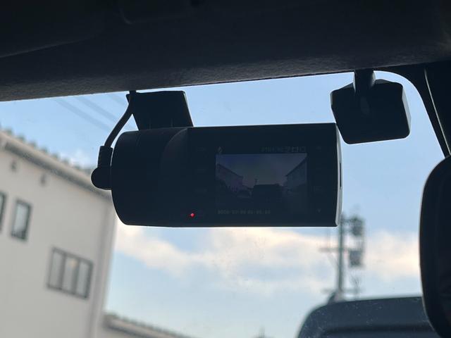 �h���C�u���R�[�_�[�����Ă��܂��I�������̂��N�����Ă��܂�����B����Ȏ��ɐS���������ɂȂ�̂��A�^�]�̋L�^���f���Ɖ��ŋL�^����h���C�u���R�[�_�[�ł��B