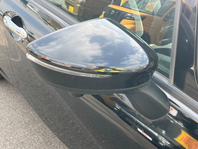 ノート ｅ－パワー　Ｘ　ＥＴＣ　全周囲カメラ　ナビ　ＴＶ　クリアランスソナー　レーンアシスト　衝突被害軽減システム　オートライト　スマートキー　電動格納ミラー　ＣＶＴ　盗難防止システム　衝突安全ボディ　ＡＢＳ　ＥＳＣ（26枚目）