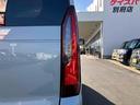 ファッションスタイル　バックカメラ　両側スライド・片側電動　クリアランスソナー　オートクルーズコントロール　レーンアシスト　衝突被害軽減システム　オートライト　ＬＥＤヘッドランプ　スマートキー　アイドリングストップ（45枚目）