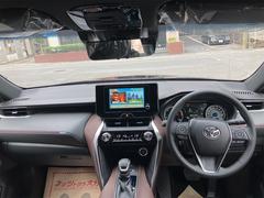毎回座るフロントシート。運転席は必ず使用する部分ですので、座り心地が重要です！ 2