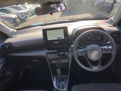 運転者にとっては日々使用することとなる運転席です。運転席からの視界は、店頭にてお客様ご自身の目でお確かめください！ 2