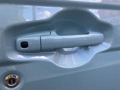 小野自動車の物件ページに来て頂き、ありがとうございます。お車の問い合わせは、無料電話（００７８−６０４４−８６０３）で、お気軽にお問い合わせください。 2