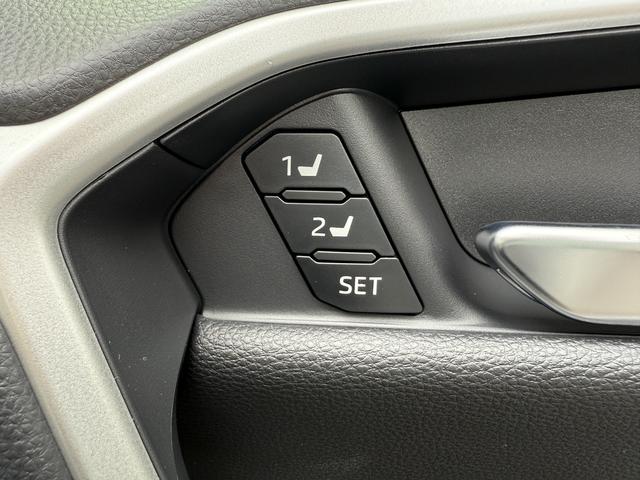 ＲＡＶ４ ハイブリッドアドベンチャー　４ＷＤ　バックカメラ　クリアランスソナー　オートクルーズコントロール　レーンアシスト　パワーシート　衝突被害軽減システム　ＴＶ　オートマチックハイビーム　オートライト　ＬＥＤヘッドランプ（22枚目）