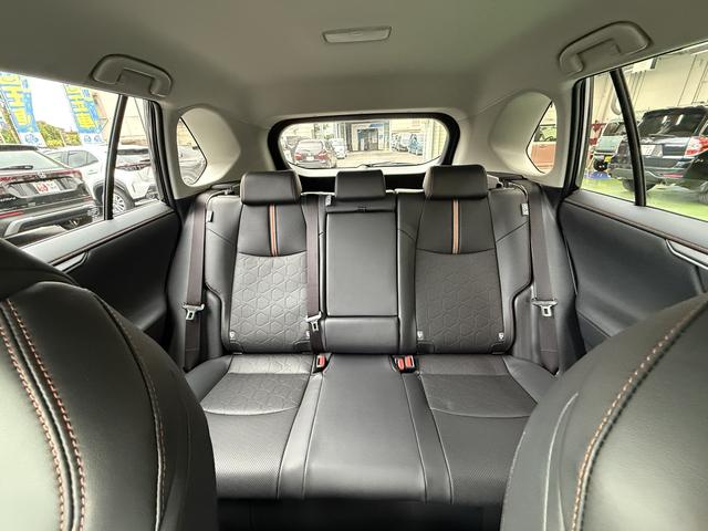 ＲＡＶ４ ハイブリッドアドベンチャー　４ＷＤ　バックカメラ　クリアランスソナー　オートクルーズコントロール　レーンアシスト　パワーシート　衝突被害軽減システム　ＴＶ　オートマチックハイビーム　オートライト　ＬＥＤヘッドランプ（52枚目）