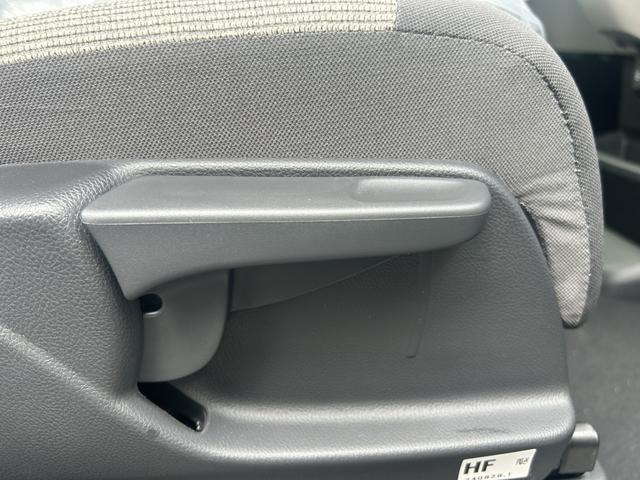 Ｎ－ＢＯＸ ベースグレード　バックカメラ　両側スライド・片側電動　クリアランスソナー　オートクルーズコントロール　レーンアシスト　衝突被害軽減システム　オートライト　ＬＥＤヘッドランプ　スマートキー　アイドリングストップ（29枚目）