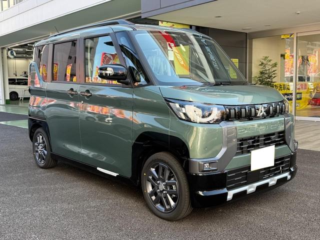 デリカミニ Ｇ　プレミアム　全周囲カメラ　両側電動スライドドア　オートクルーズコントロール　レーンアシスト　衝突被害軽減システム　オートライト　ＬＥＤヘッドランプ　スマートキー　アイドリングストップ　電動格納ミラー（12枚目）