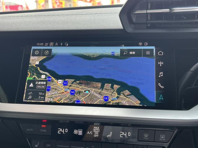Ａ３セダン ３０ＴＦＳＩ　Ｓライン　ドライブレコーダー　クリアランスソナー　パークアシスト　バックカメラ　ナビ　アルミホイール　ＡＴ　シートヒーター　スマートキー　アイドリングストップ　電動格納ミラー　ＵＳＢ　ＥＳＣ　エアコン（3枚目）