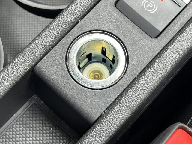 Ａ３セダン ３０ＴＦＳＩ　Ｓライン　ドライブレコーダー　クリアランスソナー　パークアシスト　バックカメラ　ナビ　アルミホイール　ＡＴ　シートヒーター　スマートキー　アイドリングストップ　電動格納ミラー　ＵＳＢ　ＥＳＣ　エアコン（41枚目）