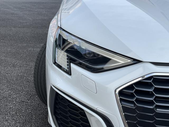 Ａ３セダン ３０ＴＦＳＩ　Ｓライン　ドライブレコーダー　クリアランスソナー　パークアシスト　バックカメラ　ナビ　アルミホイール　ＡＴ　シートヒーター　スマートキー　アイドリングストップ　電動格納ミラー　ＵＳＢ　ＥＳＣ　エアコン（46枚目）