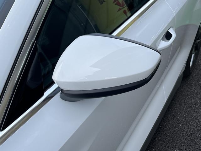 Ａ３セダン ３０ＴＦＳＩ　Ｓライン　ドライブレコーダー　クリアランスソナー　パークアシスト　バックカメラ　ナビ　アルミホイール　ＡＴ　シートヒーター　スマートキー　アイドリングストップ　電動格納ミラー　ＵＳＢ　ＥＳＣ　エアコン（47枚目）