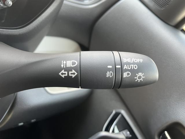 デリカミニ Ｔ　プレミアム　両側電動スライドドア　クリアランスソナー　オートクルーズコントロール　衝突被害軽減システム　オートライト　ＬＥＤヘッドランプ　スマートキー　アイドリングストップ　電動格納ミラー　シートヒーター　ＣＶＴ（22枚目）