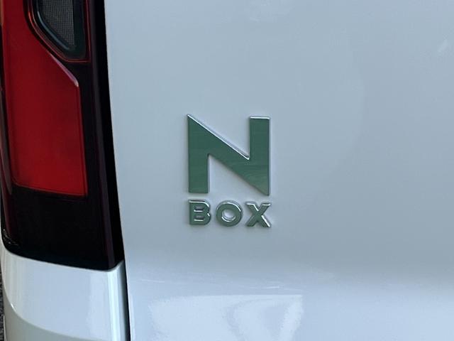 Ｎ－ＢＯＸ ベースグレード　バックカメラ　両側スライド・片側電動　クリアランスソナー　オートクルーズコントロール　レーンアシスト　衝突被害軽減システム　オートライト　ＬＥＤヘッドランプ　スマートキー　アイドリングストップ（17枚目）