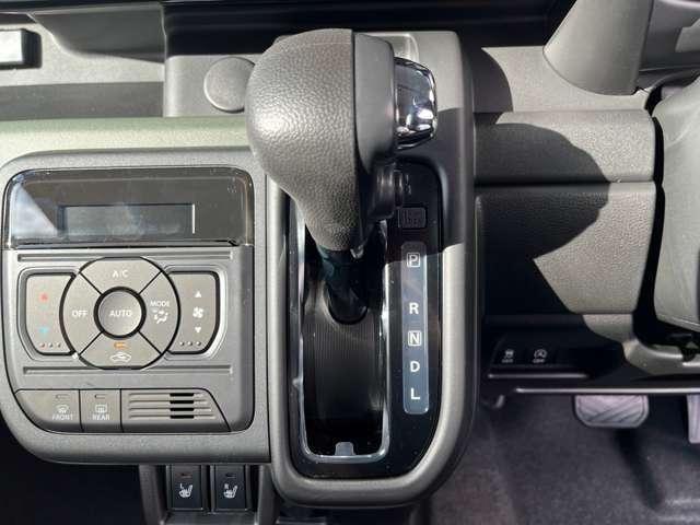 スペーシアギア ハイブリッドＸＺ　両側電動スライドドア　クリアランスソナー　オートクルーズコントロール　レーンアシスト　衝突被害軽減システム　オートライト　ＬＥＤヘッドランプ　ヘッドライトウォッシャー　スマートキー（4枚目）