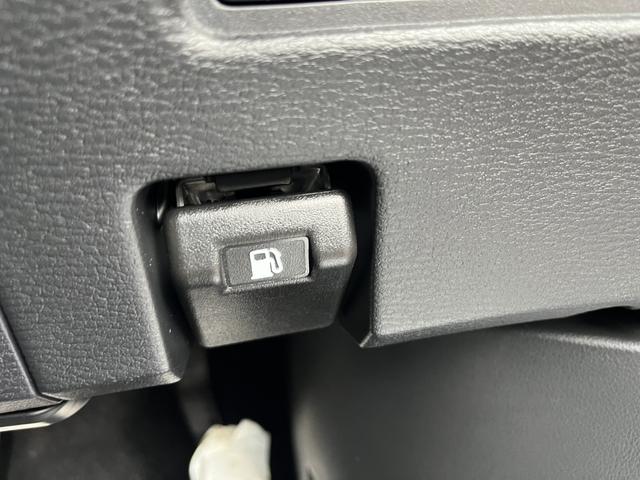 デリカD:5 ブラックエディション 4WD クリアランスソナー オートクルーズコントロール レーンアシスト 衝突被害軽減システム 両側電動スライドドア LEDヘッドランプ 電動リアゲート スマートキー アイドリングストップ(33枚目)