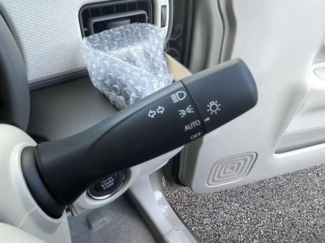 アルトラパンLC ハイブリッドL クリアランスソナー レーンアシスト 衝突被害軽減システム オートライト LEDヘッドランプ スマートキー アイドリングストップ 電動格納ミラー シートヒーター ベンチシート CVT 盗難防止システム(8枚目)