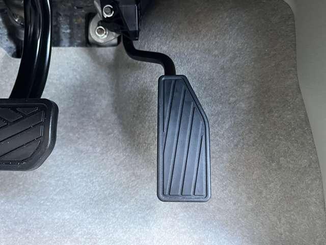 アルトラパンLC ハイブリッドL クリアランスソナー レーンアシスト 衝突被害軽減システム オートライト LEDヘッドランプ スマートキー アイドリングストップ 電動格納ミラー シートヒーター ベンチシート CVT 盗難防止システム(29枚目)