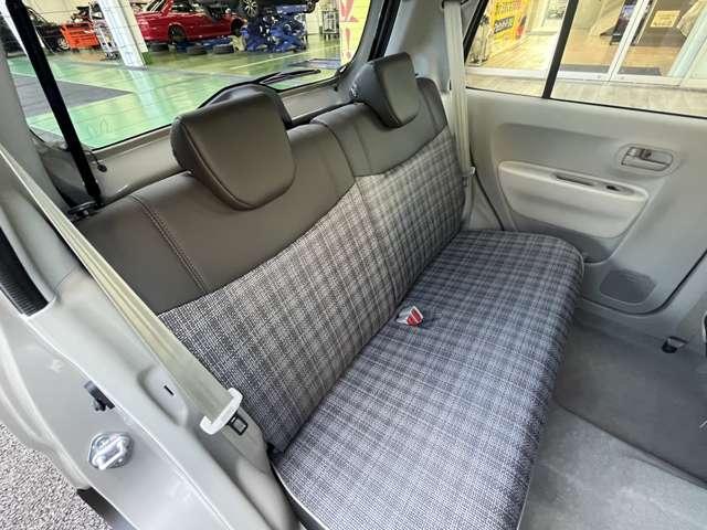 アルトラパンLC ハイブリッドL クリアランスソナー レーンアシスト 衝突被害軽減システム オートライト LEDヘッドランプ スマートキー アイドリングストップ 電動格納ミラー シートヒーター ベンチシート CVT 盗難防止システム(41枚目)