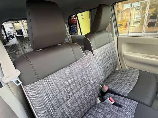 アルトラパンLC ハイブリッドL クリアランスソナー レーンアシスト 衝突被害軽減システム オートライト LEDヘッドランプ スマートキー アイドリングストップ 電動格納ミラー シートヒーター ベンチシート CVT 盗難防止システム(47枚目)